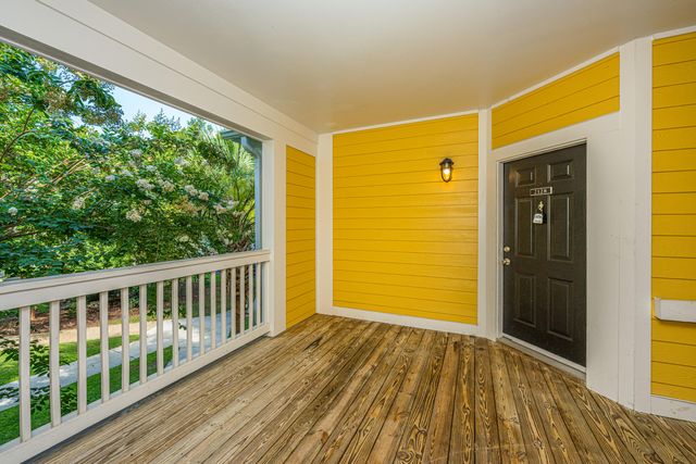 2128 Chatelain Way, Mount Pleasant, SC 29464