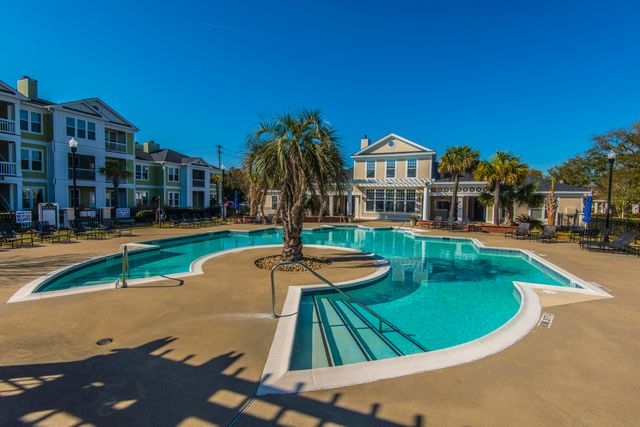 2128 Chatelain Way, Mount Pleasant, SC 29464