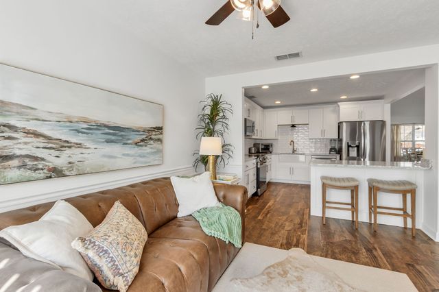 2074 Caladonia Way, Smyrna, TN 37167