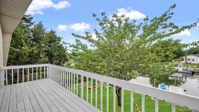 470 Private Road 12, Southold, NY 11971