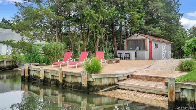 470 Private Road 12, Southold, NY 11971