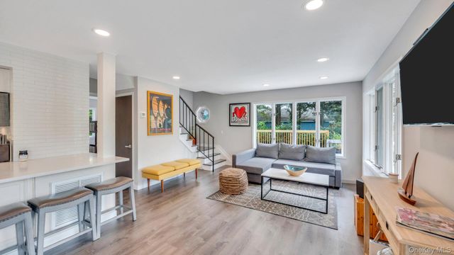 470 Private Road 12, Southold, NY 11971