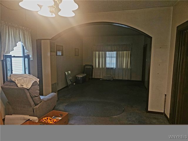 44 Dempster Street, Buffalo, NY 14206