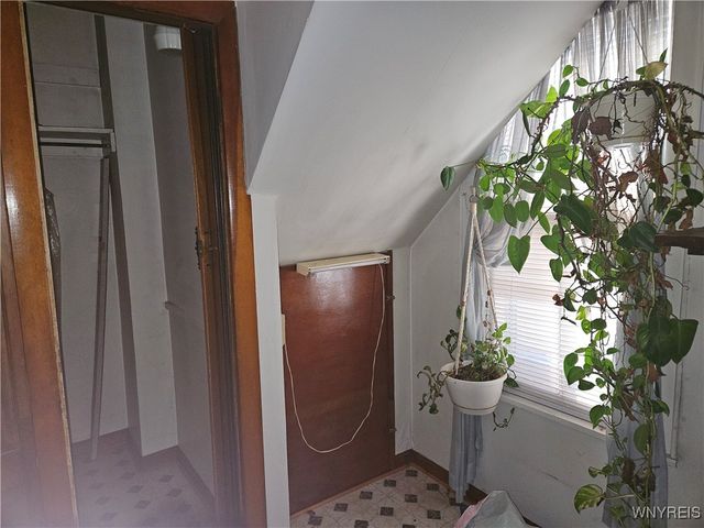 44 Dempster Street, Buffalo, NY 14206