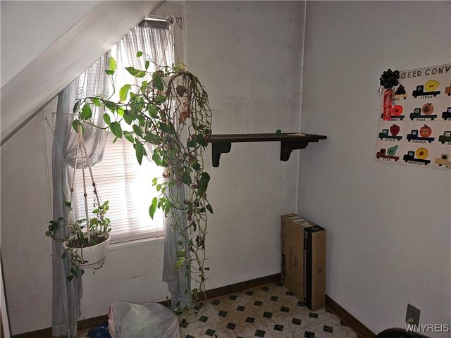 44 Dempster Street, Buffalo, NY 14206