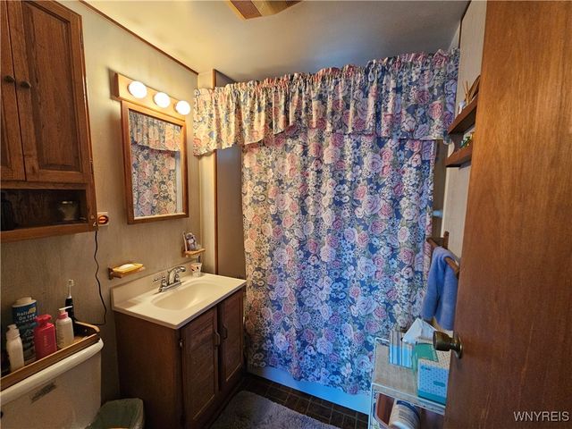 44 Dempster Street, Buffalo, NY 14206