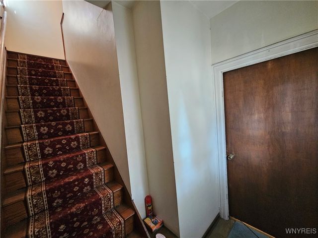 44 Dempster Street, Buffalo, NY 14206