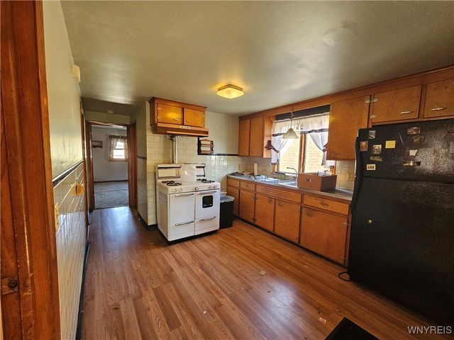 44 Dempster Street, Buffalo, NY 14206