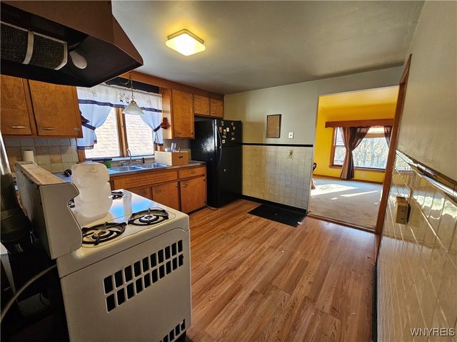 44 Dempster Street, Buffalo, NY 14206