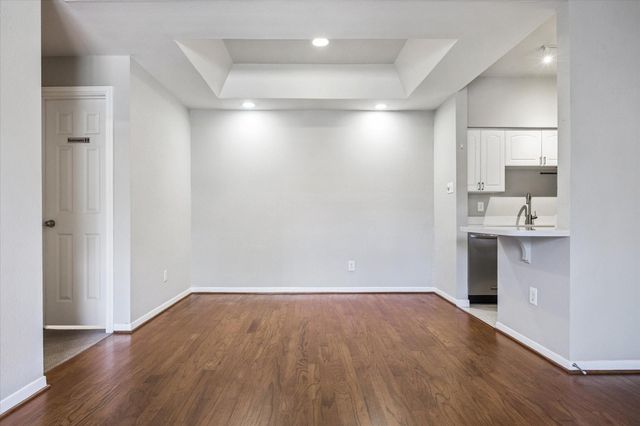 4041 Drake Street 113, Houston, TX 77005