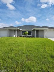 4540 20th ST SW, Lehigh Acres, FL 33973