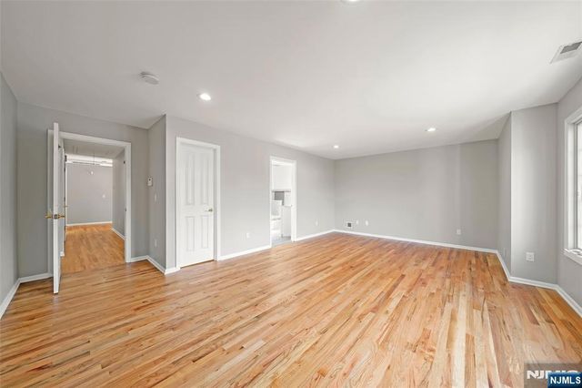 15 Laurel Avenue, Dumont, NJ 07628
