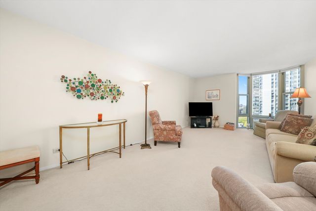 1340 N Dearborn Street 12E, Chicago, IL 60610