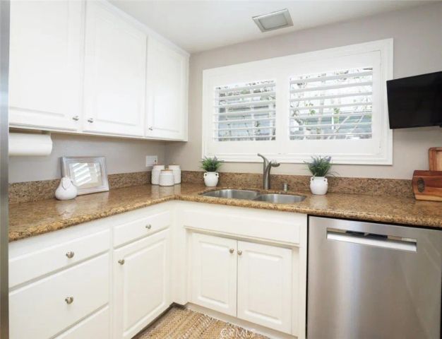 29444 Stonecrest Road, Rancho Palos Verdes, CA 90275