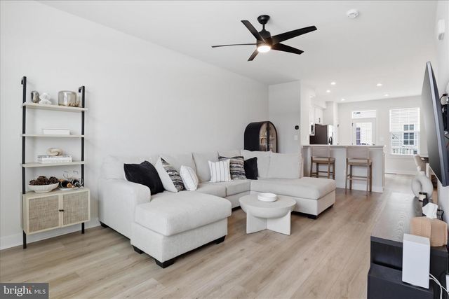 42552 ANTONIA TER, Sterling, VA 20166