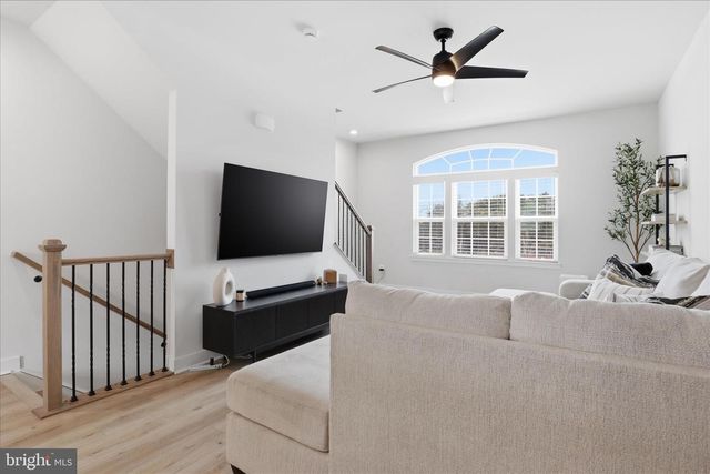 42552 ANTONIA TER, Sterling, VA 20166