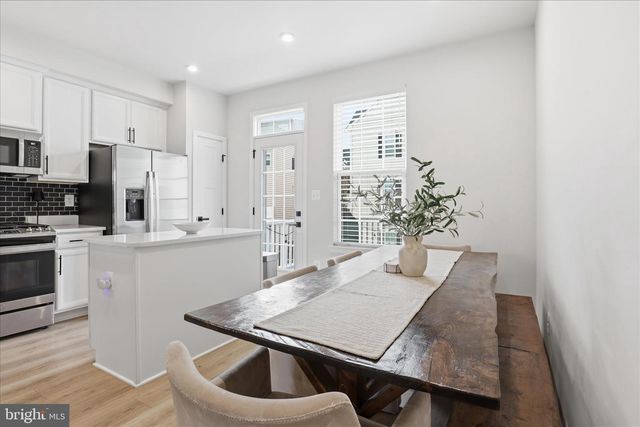 42552 ANTONIA TER, Sterling, VA 20166