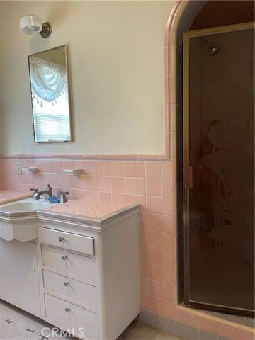 6629 Walker, Bell, CA 90201