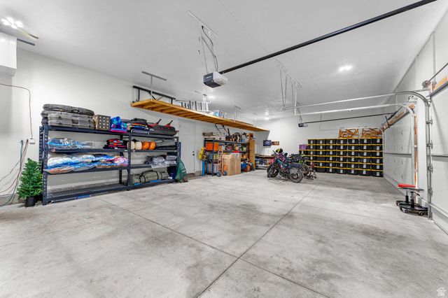 8538 N GOOSEBERRY DR, Eagle Mountain, UT 84005