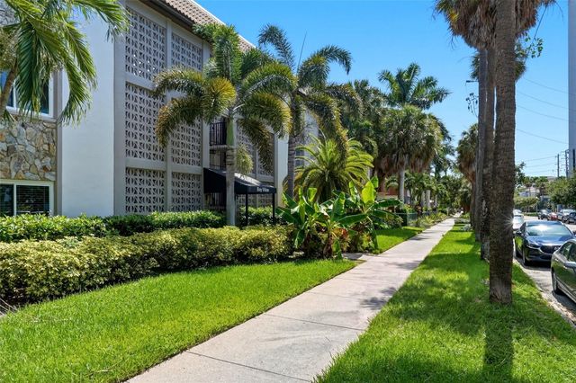 125 5TH AVENUE NE 210, St Petersburg, FL 33701