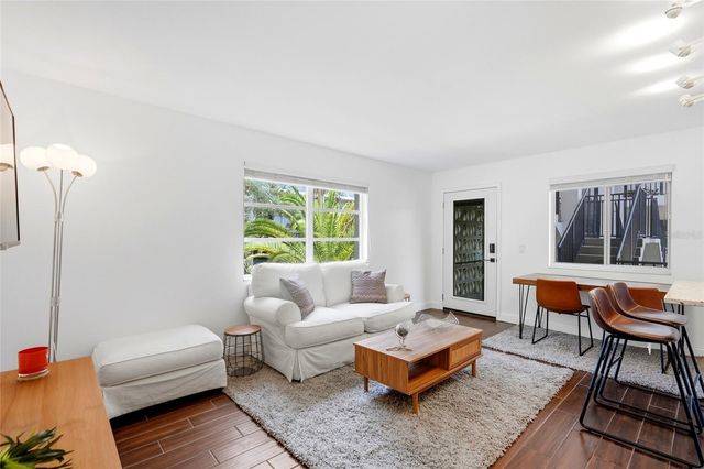 125 5TH AVENUE NE 210, St Petersburg, FL 33701