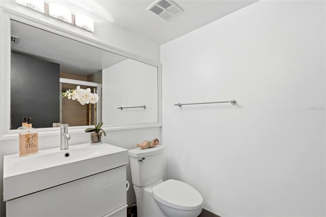 125 5TH AVENUE NE 210, St Petersburg, FL 33701