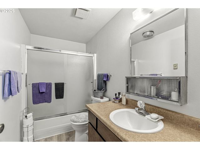 1521 9TH Ave, Longview, WA 98632