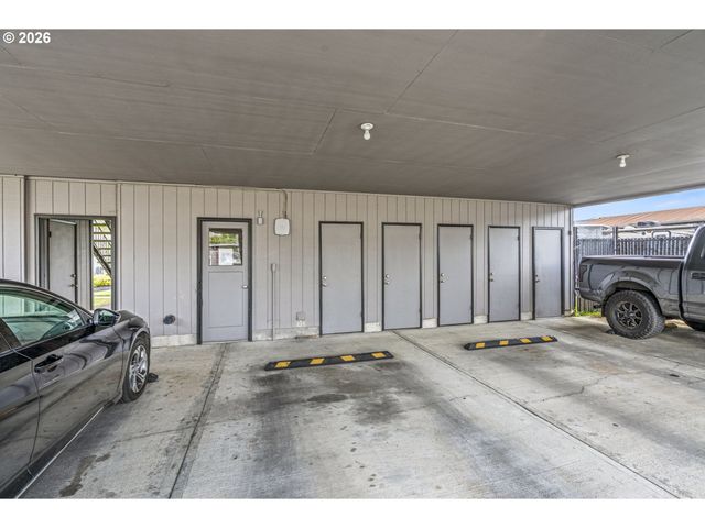 1521 9TH Ave, Longview, WA 98632