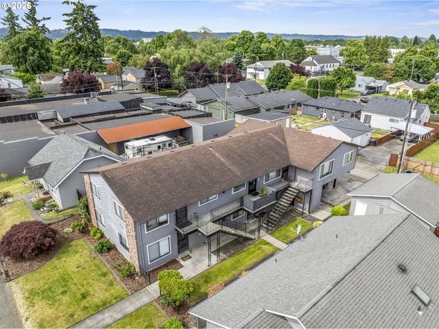 1521 9TH Ave, Longview, WA 98632