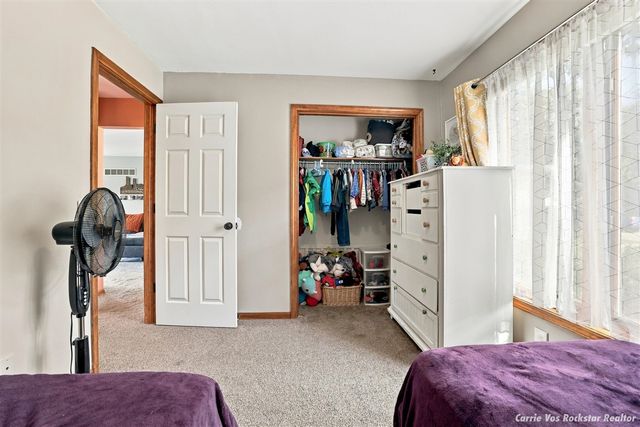 1515 Caprice Drive, Jenison, MI 49428