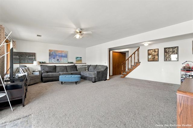 1515 Caprice Drive, Jenison, MI 49428