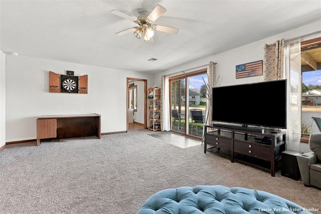 1515 Caprice Drive, Jenison, MI 49428