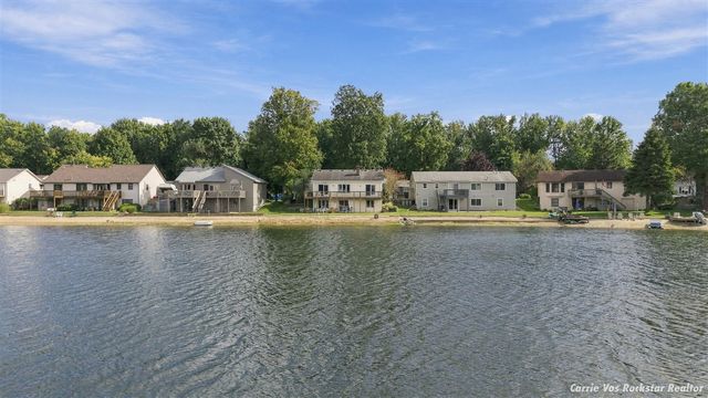 1515 Caprice Drive, Jenison, MI 49428