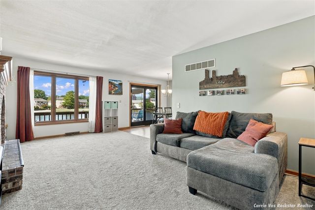 1515 Caprice Drive, Jenison, MI 49428