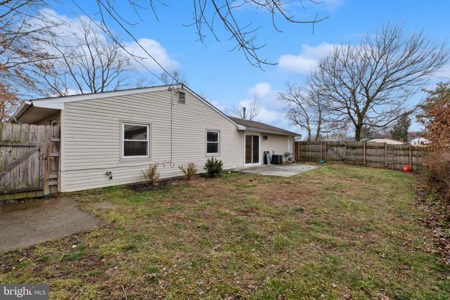 41 EASTGATE LN, Willingboro, NJ 08046