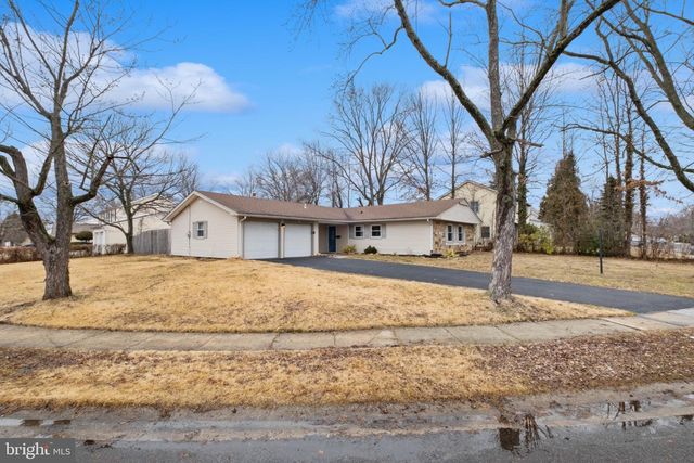 41 EASTGATE LN, Willingboro, NJ 08046