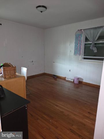 101 PARKVIEW AVE, Somerdale, NJ 08083