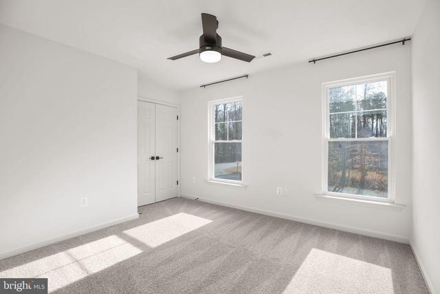 8399 INDEPENDENCE CIR, King George, VA 22485