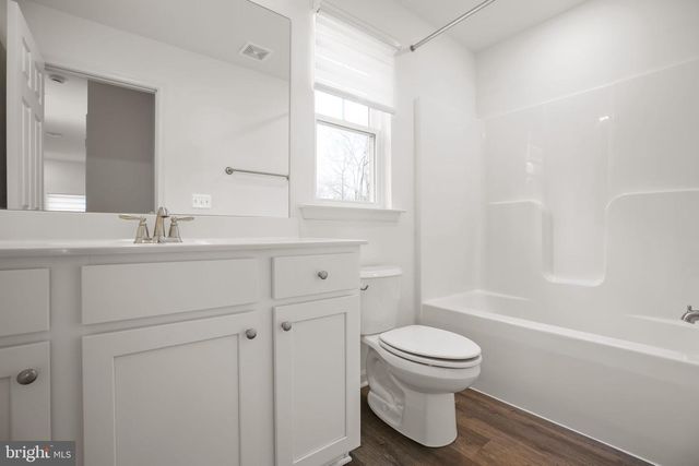 8399 INDEPENDENCE CIR, King George, VA 22485