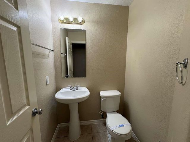 9139 Prairie Trails Drive, Spring, TX 77379