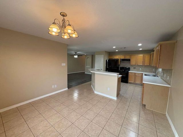 9139 Prairie Trails Drive, Spring, TX 77379