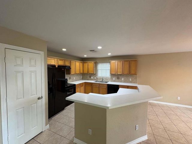 9139 Prairie Trails Drive, Spring, TX 77379