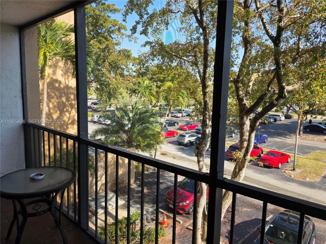 3771 Environ Blvd 348, Lauderhill, FL 33319