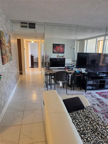 3771 Environ Blvd 348, Lauderhill, FL 33319