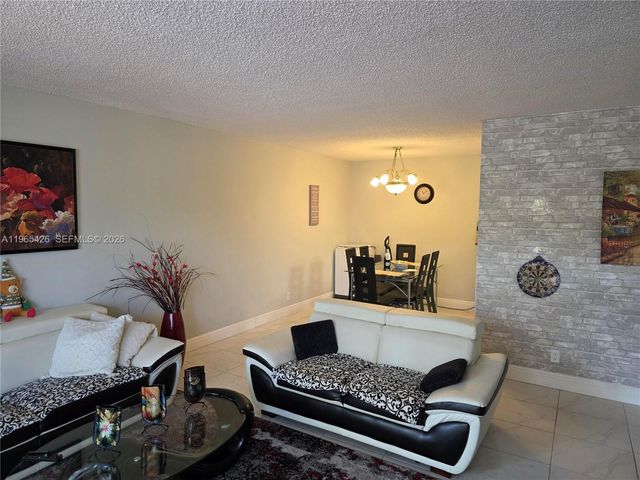 3771 Environ Blvd 348, Lauderhill, FL 33319