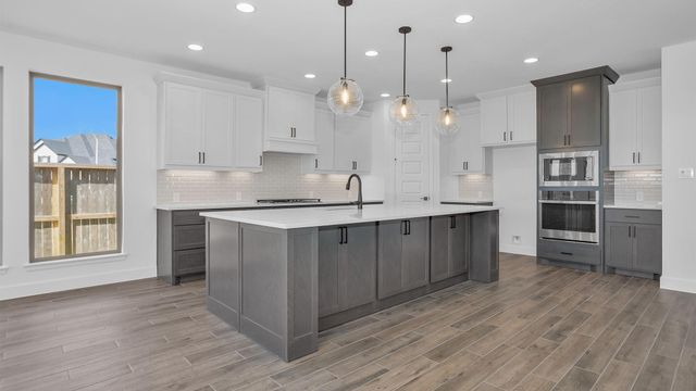 4506 Valeria Cottage Drive, Fulshear, TX 77441