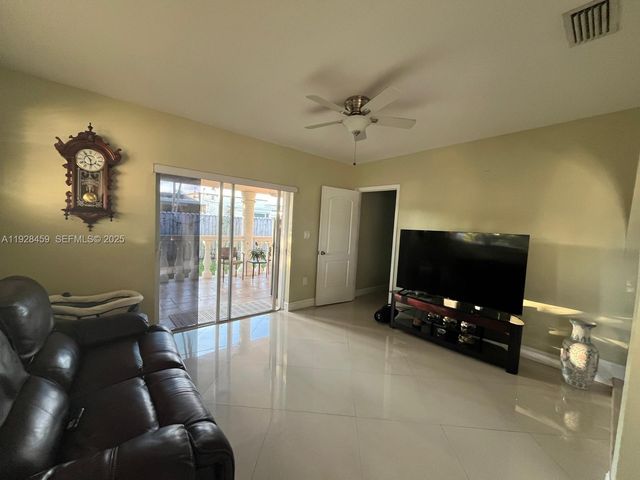 3520 SW 104th Ave -, Miami, FL 33165