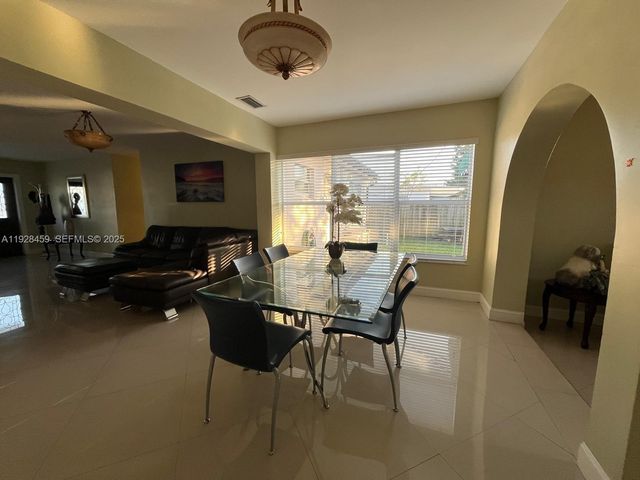 3520 SW 104th Ave -, Miami, FL 33165