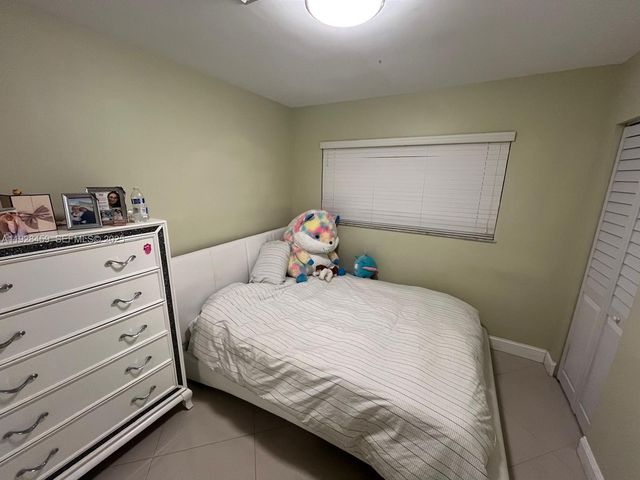 3520 SW 104th Ave -, Miami, FL 33165