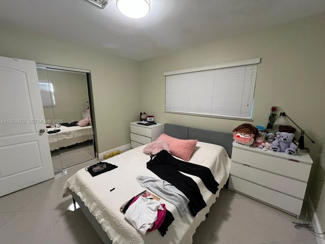 3520 SW 104th Ave -, Miami, FL 33165